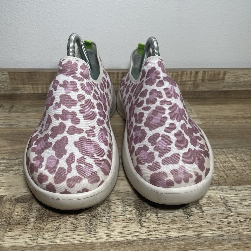 Oofos Oomg Eezee Low Slip-On Comfort Shoe Womens 10 Pink‎ Cream Cheetah Print - Picture 2 of 8